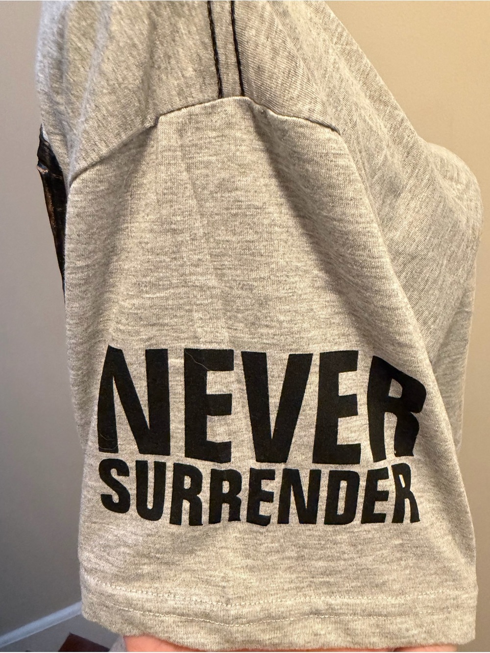 Never Give Up Embossed Graphic Tee - Picture 5 of 7